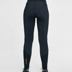 Daehlie Pants Flow For Women 6 Daehlie Pants Flow For Women -Ski Ausrüstungs Laden 332039 Pants Flow for women 99901 MODEL 2 Dahlie