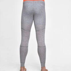 Daehlie Performance-tech Pant For Men -Ski Ausrüstungs Laden 333200 Performance Tech Pant 93501 MODEL 2 Dahlie