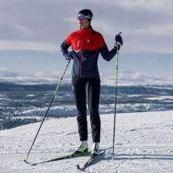 Daehlie Jacket Kikut Wmn -Ski Ausrüstungs Laden 333244 Jacket Kikut Wmn 25300 MODEL 4 Dahlie