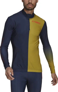 Adidas Terrex Terrex Agravic XC Race Top -Ski Ausrüstungs Laden HH9169 4 APPAREL On Model Front View white