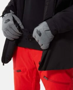 The North Face Mens Chakal Jacket 18 The North Face Mens Chakal Jacket -Ski Ausrüstungs Laden NF0A5GM3JK3 16